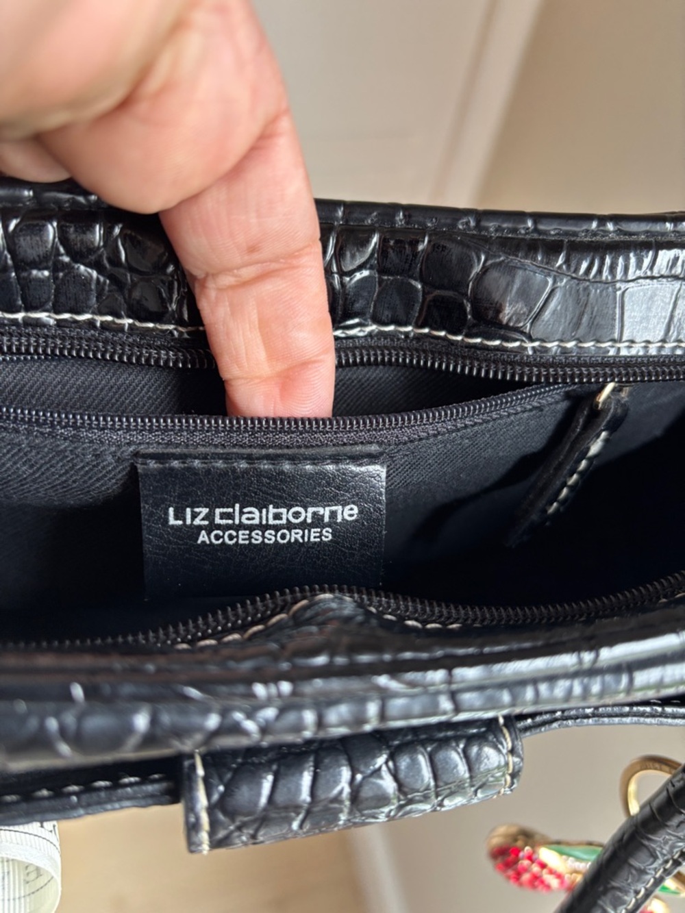 Luzialborne Croc Shoulder Bag + Juicy Couture Cherry Charm Y2K - Picture 10 of 16